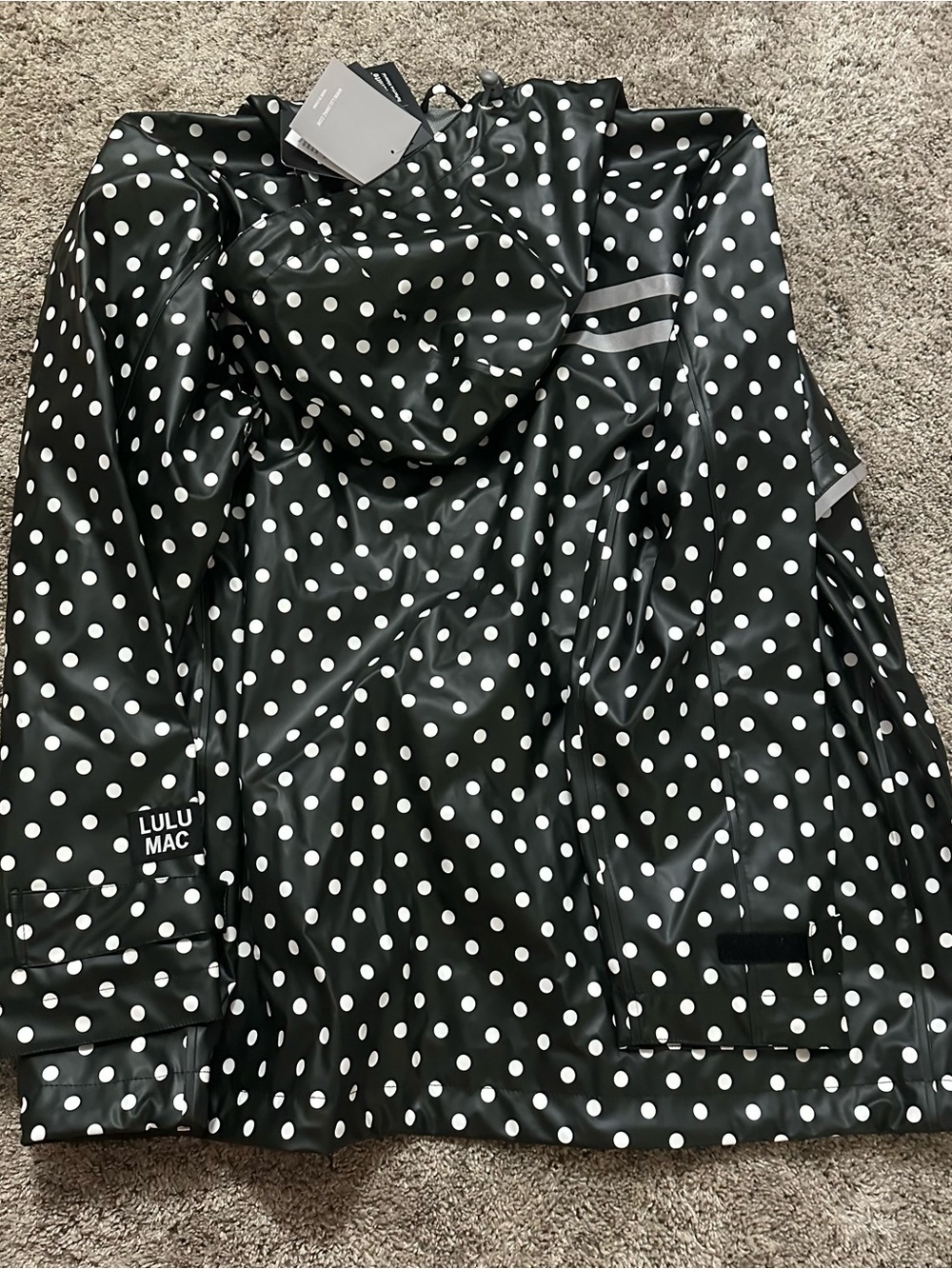 Lulu Mac polka dot hooded rain jacket in black/white - Picture 10 of 10